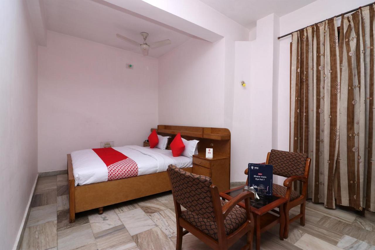 Oyo 16112 Hotel Uruvela International Bodh-Gajá Kültér fotó