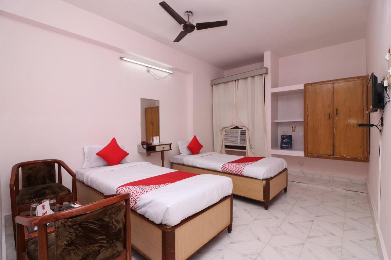 Oyo 16112 Hotel Uruvela International Bodh-Gajá Kültér fotó